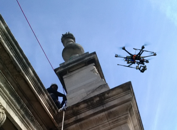 Monument Historique Inspection Par Drone